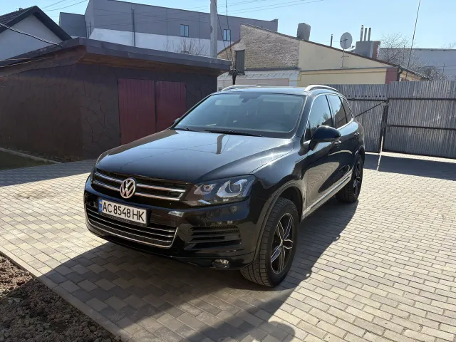 Volkswagen Touareg - фото 2