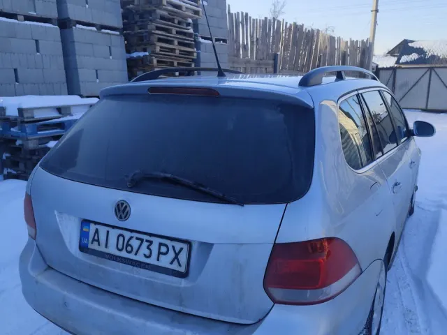 Volkswagen Golf - фото 2