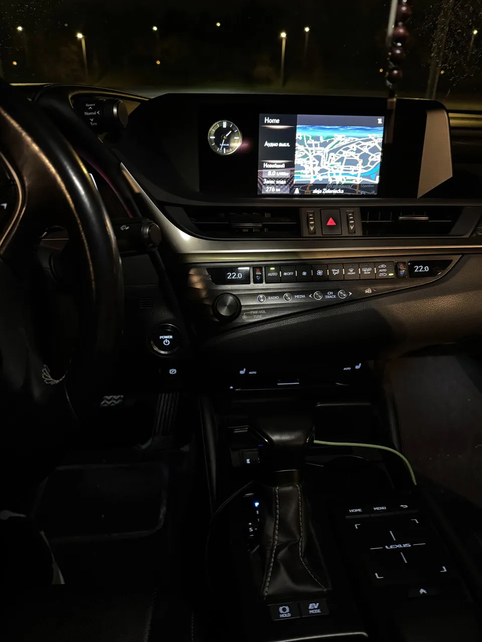 Lexus ES - фото 10