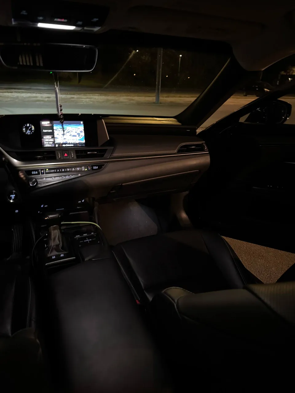 Lexus ES - фото 12