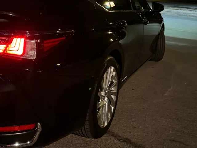 Lexus ES - фото 5