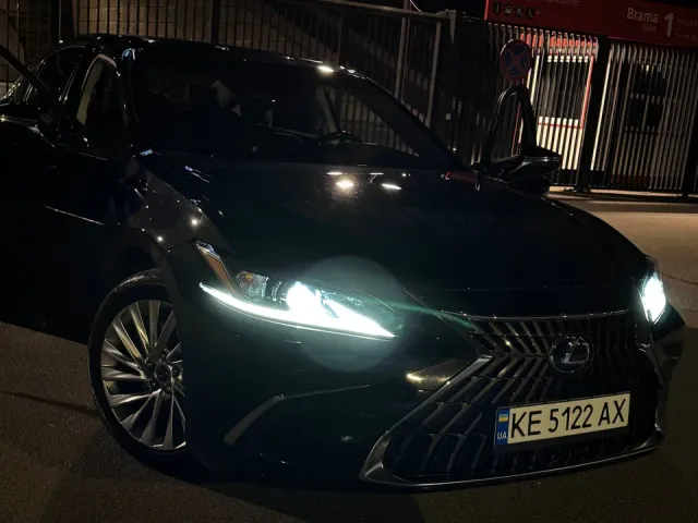 Lexus ES - фото 2
