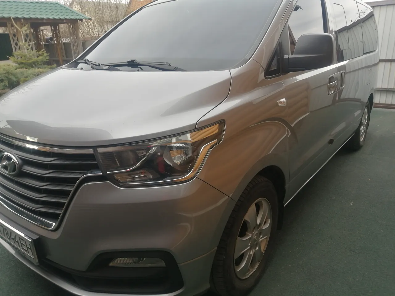 Hyundai Grand Starex - фото 13