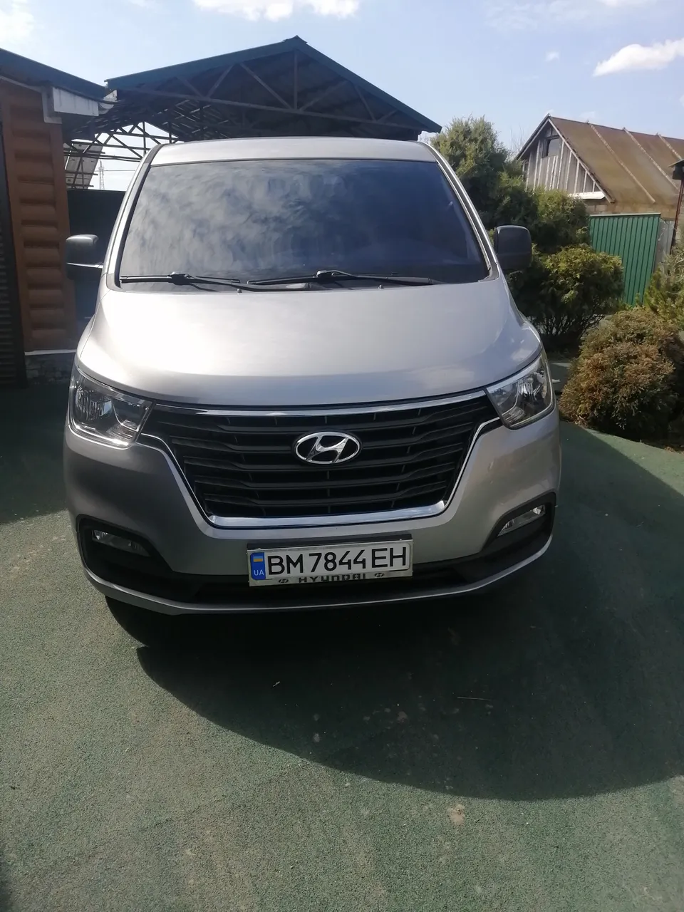 Hyundai Grand Starex - фото 2