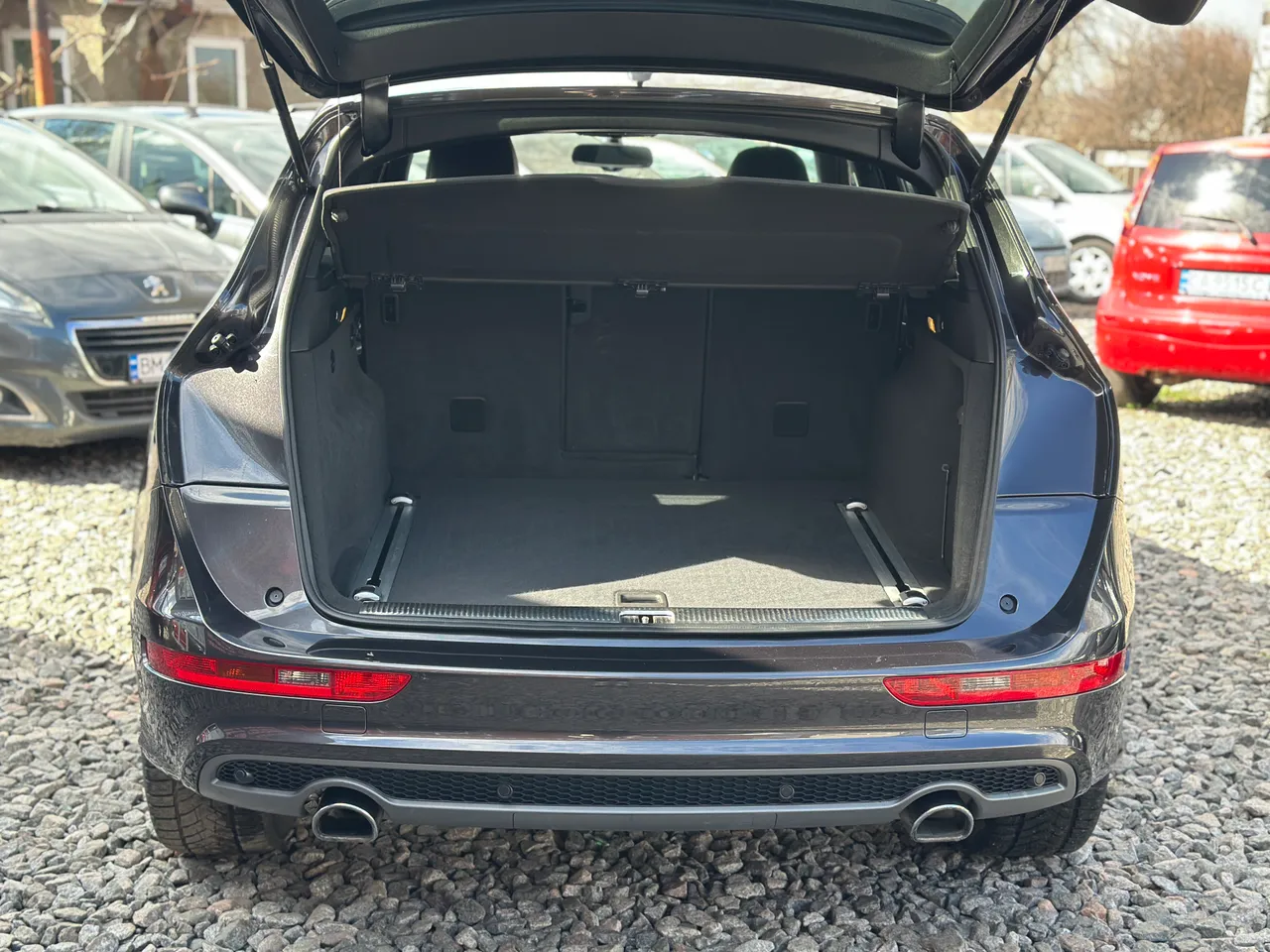 Audi Q5 - фото 12