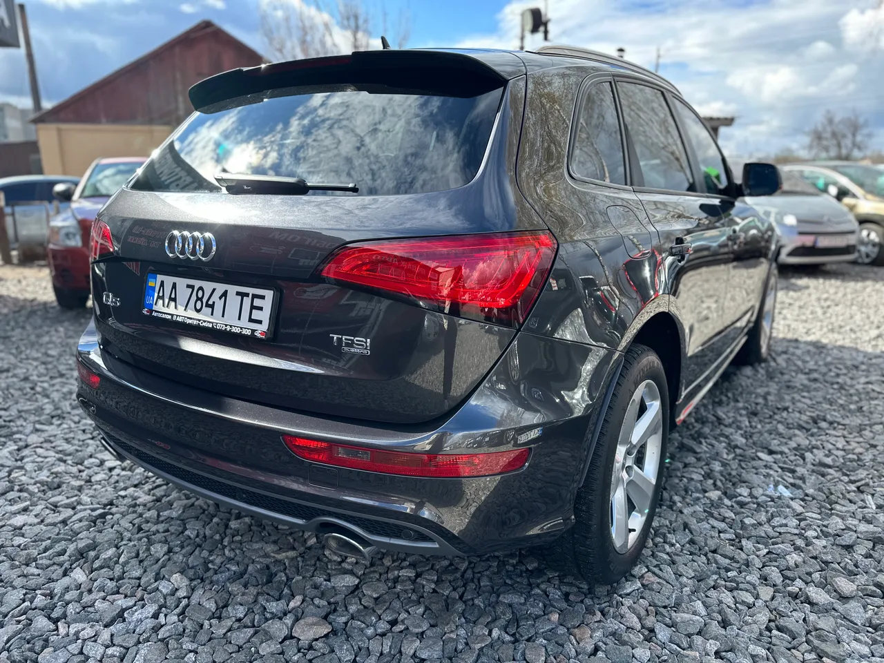 Audi Q5 - фото 10