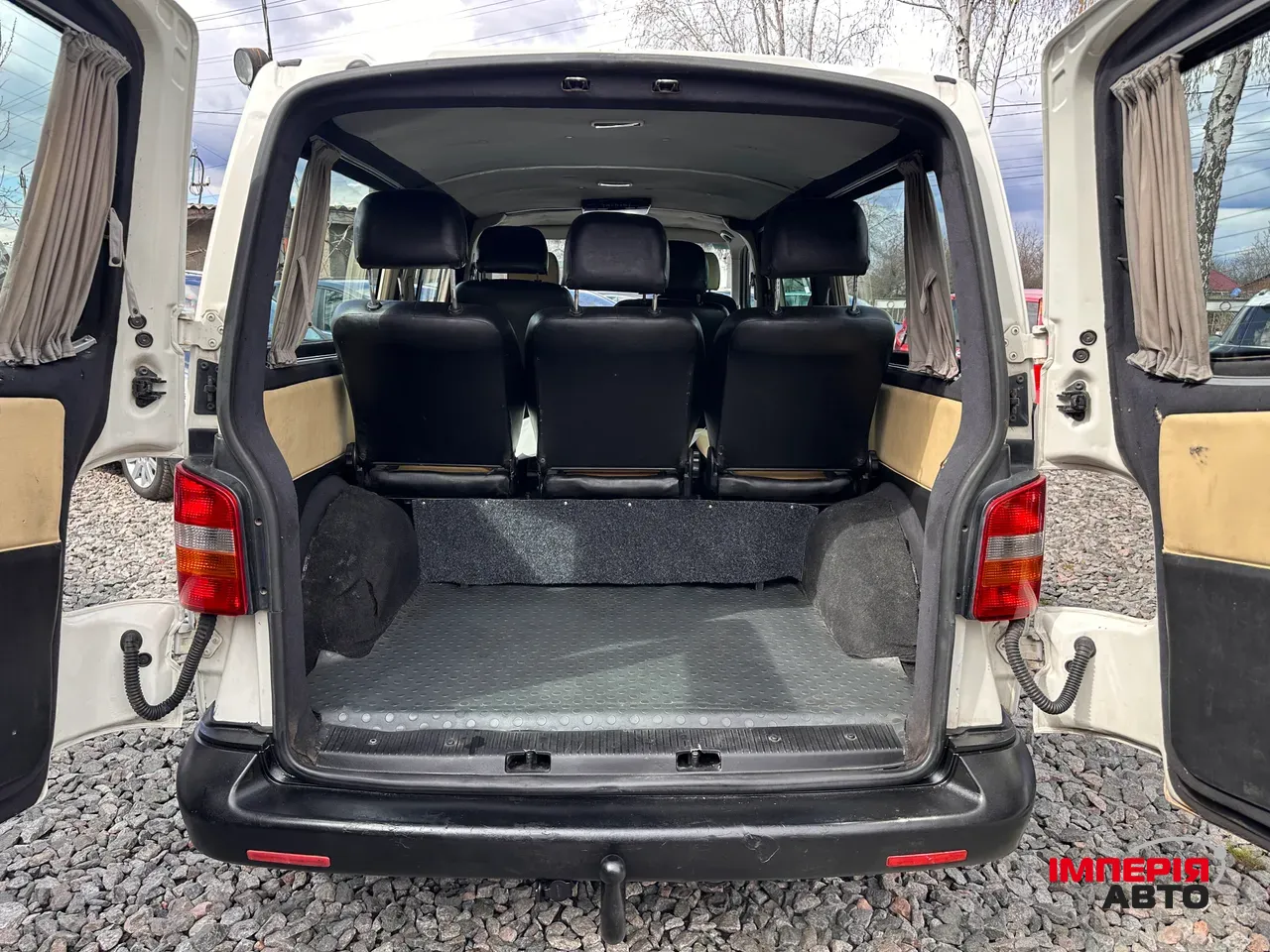 Volkswagen Transporter - фото 8