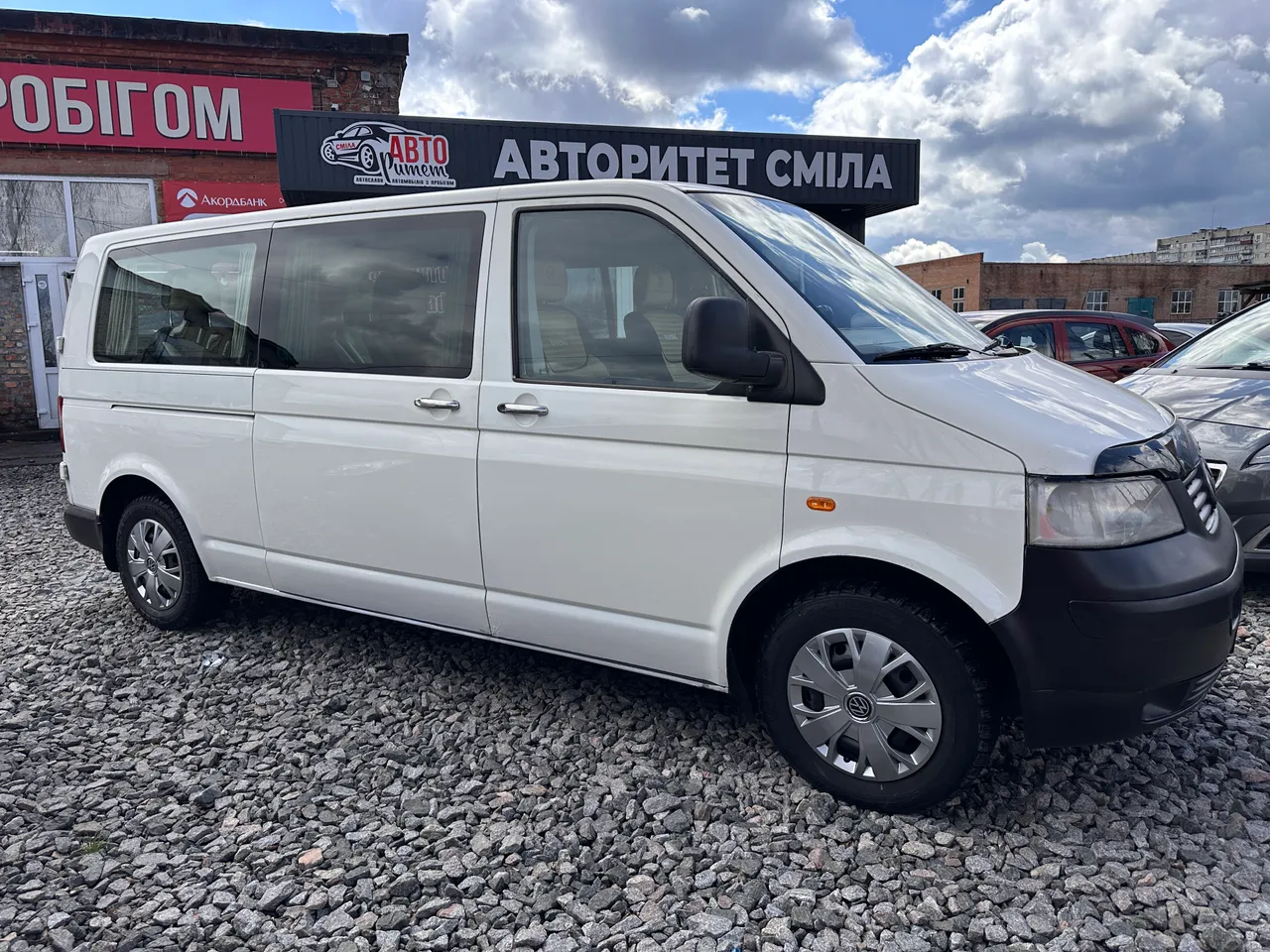 Volkswagen Transporter - фото 12
