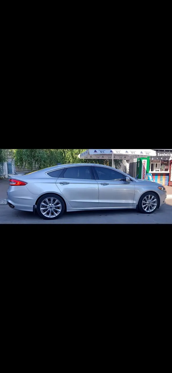 Ford Fusion USA - фото 1