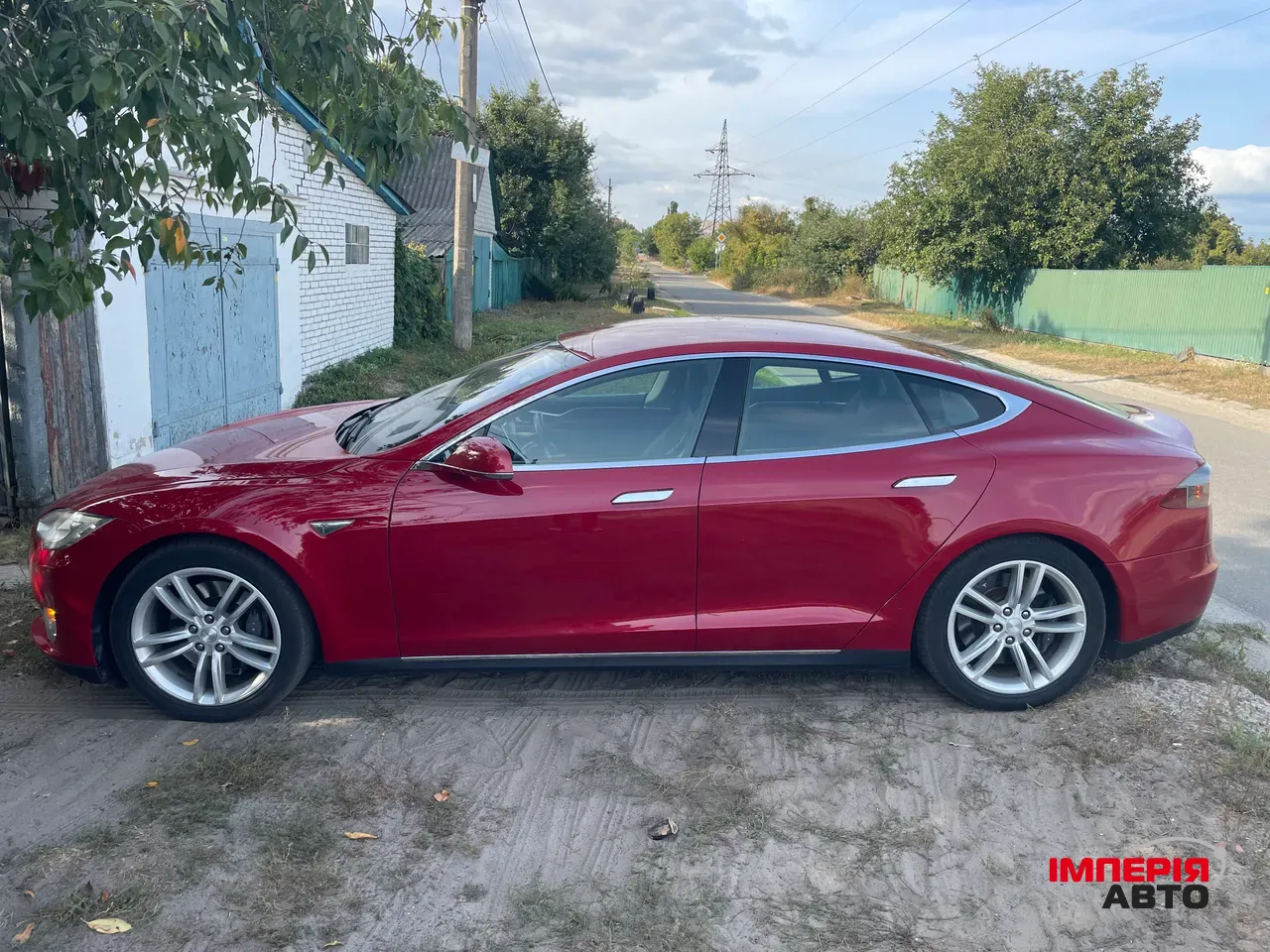 Tesla Model S - фото 3