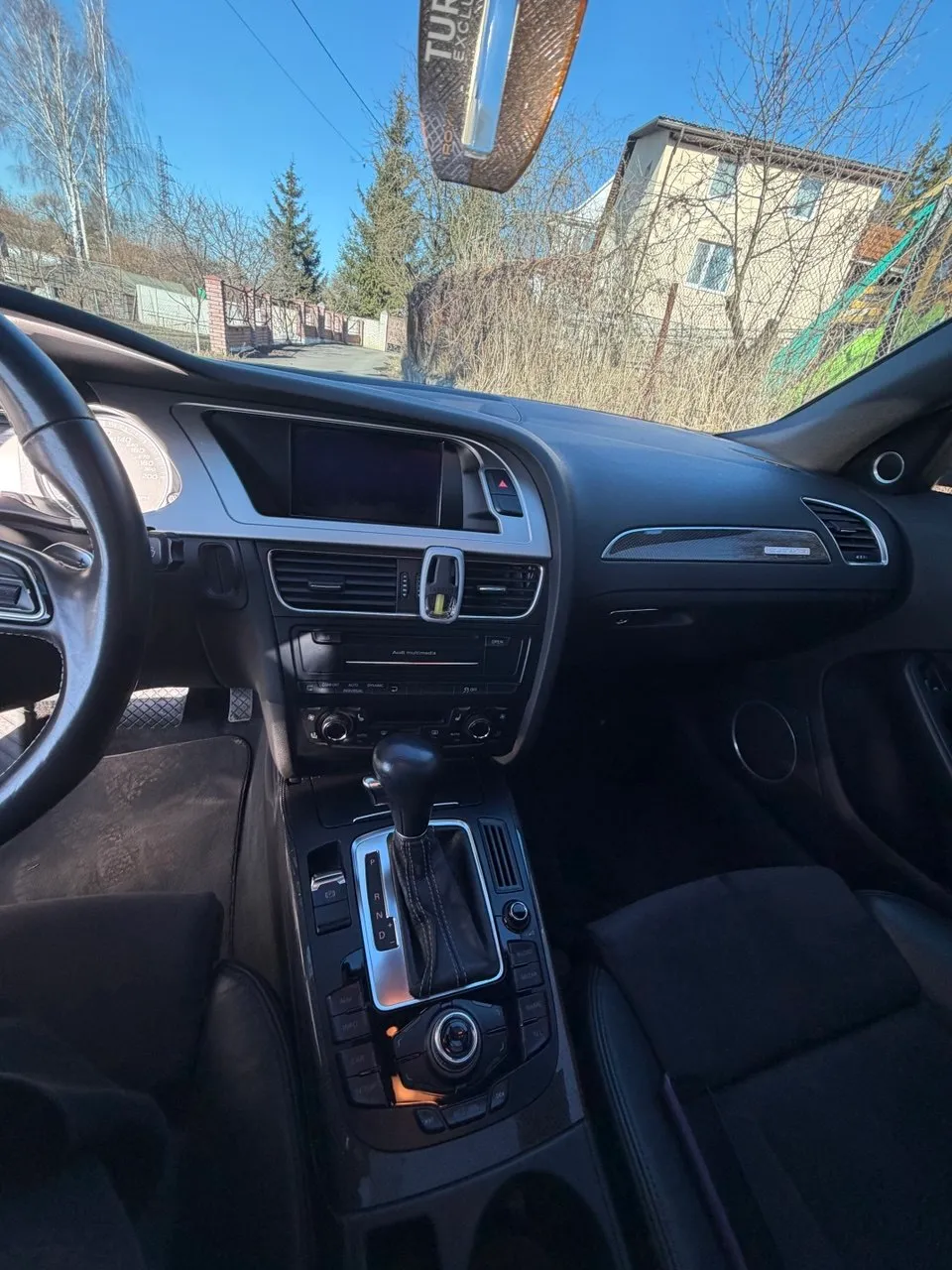 Audi S4 - фото 12