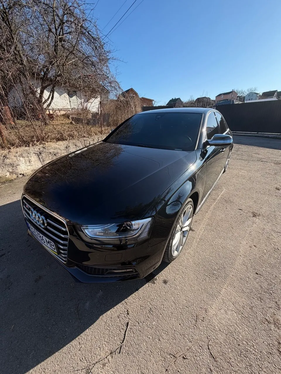 Audi S4 - фото 1