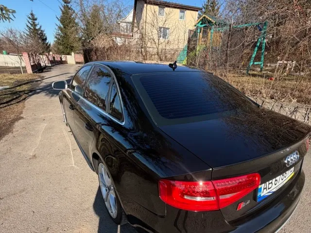 Audi S4 - фото 5