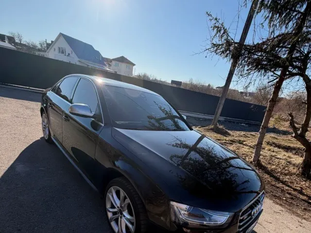 Audi S4 - фото 4