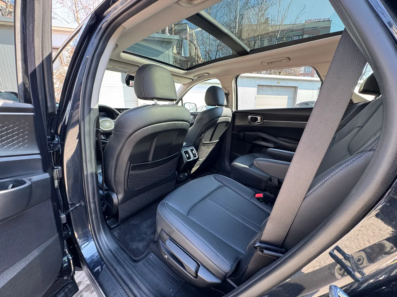 Kia Sorento - фото 32