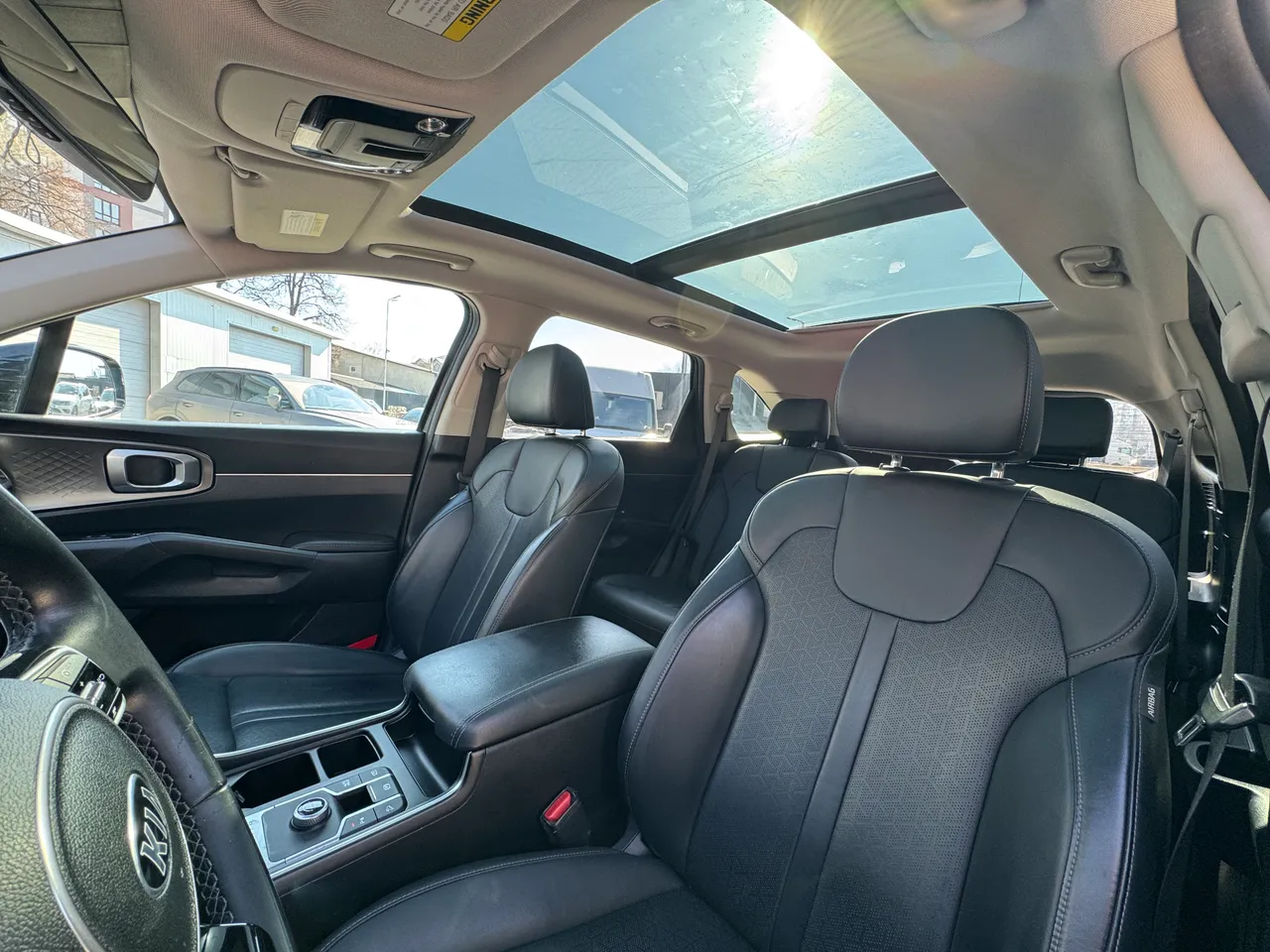 Kia Sorento - фото 27