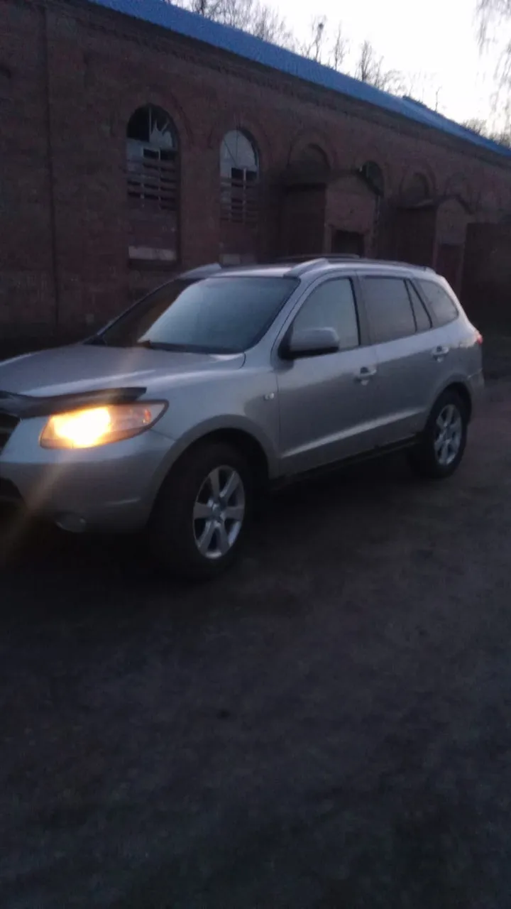 Hyundai Santa Fe - фото 5