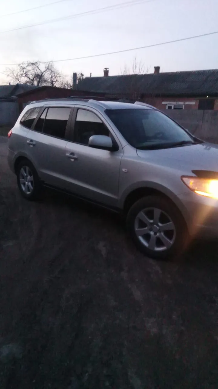 Hyundai Santa Fe - фото 1