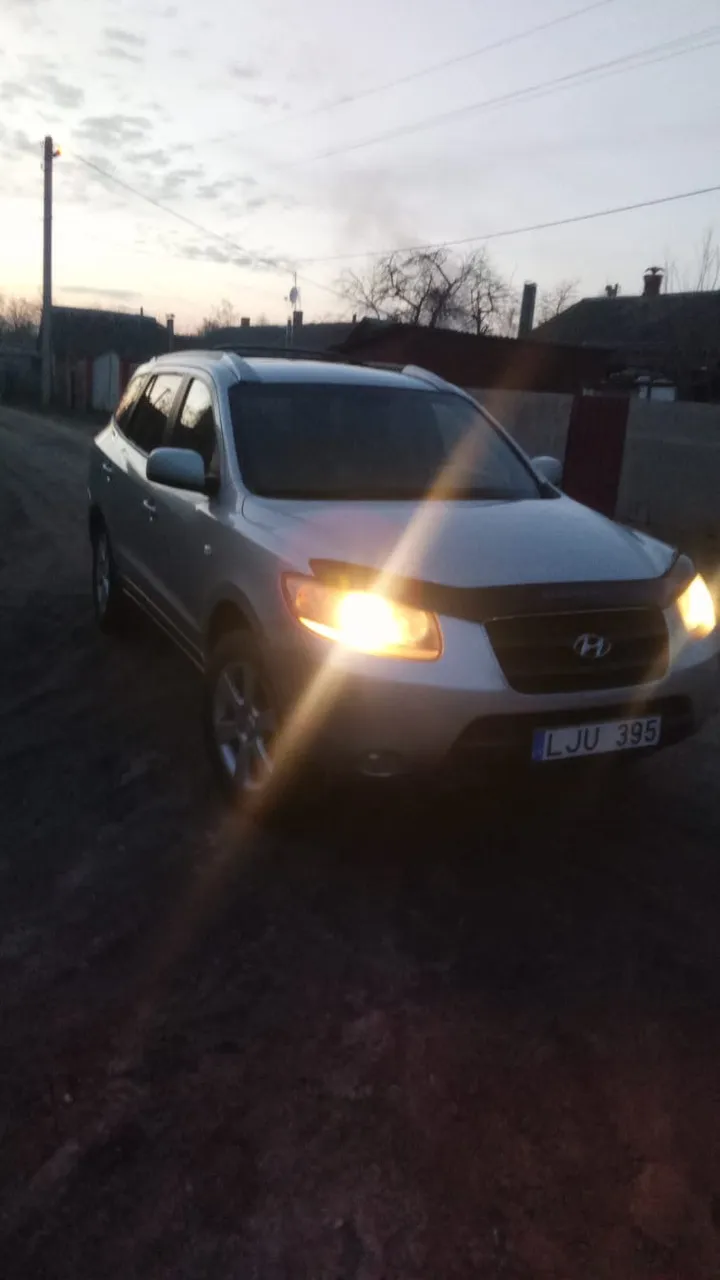 Hyundai Santa Fe - фото 6