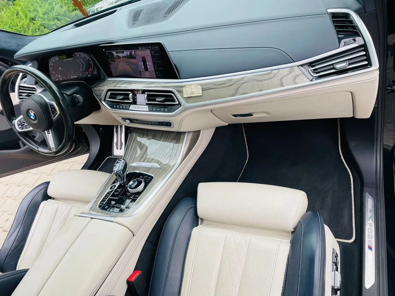 BMW X7 - фото 11