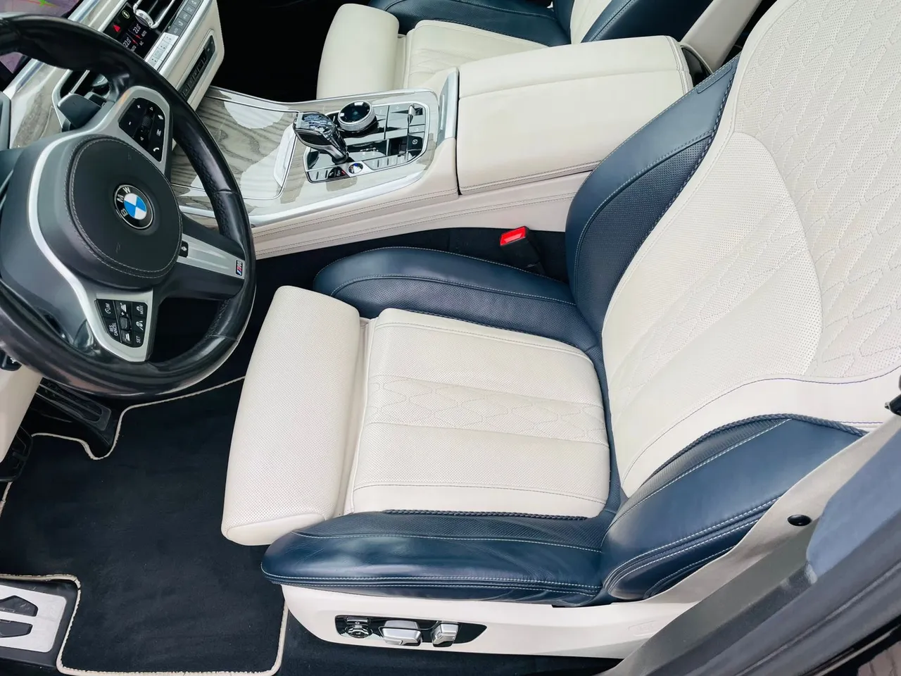 BMW X7 - фото 9