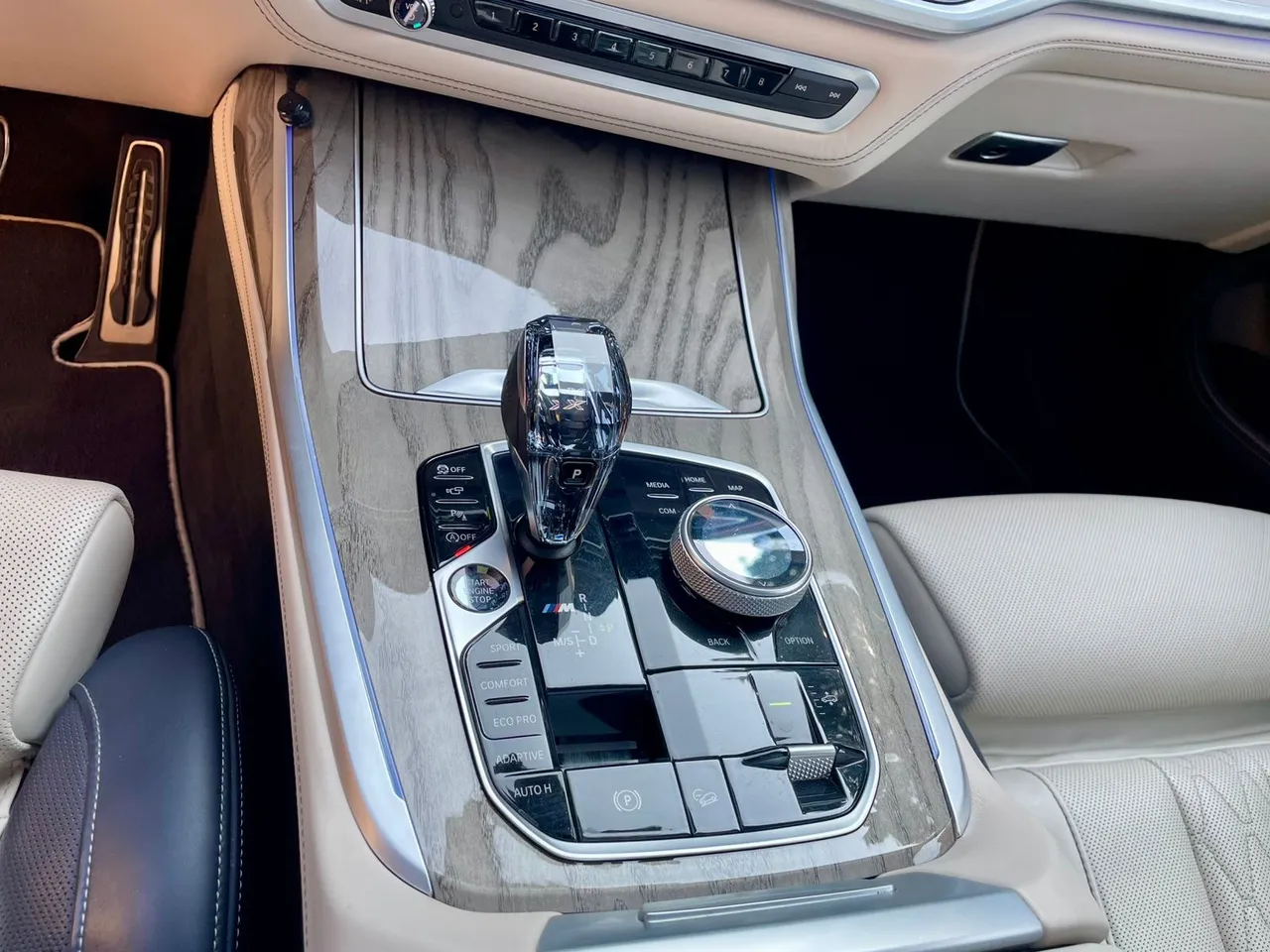 BMW X7 - фото 13