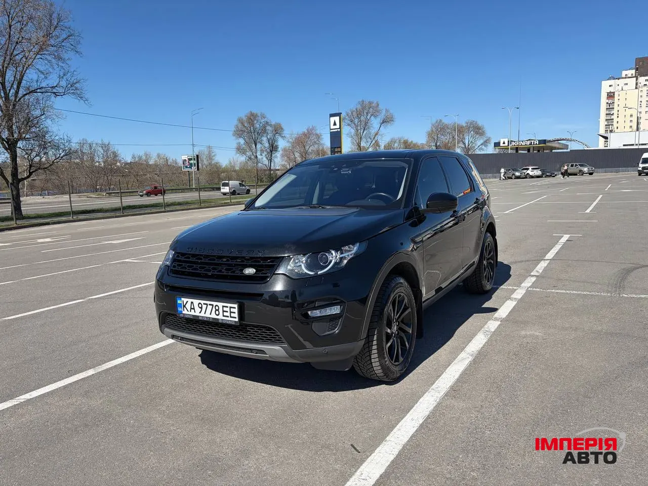 Land Rover Discovery Sport - фото 1