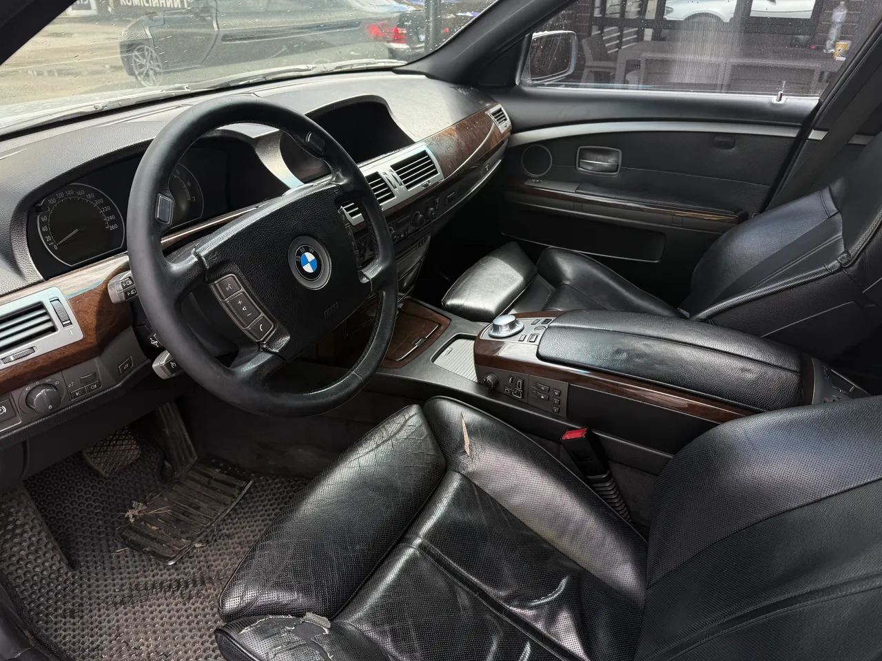 BMW 7 серії - фото 7