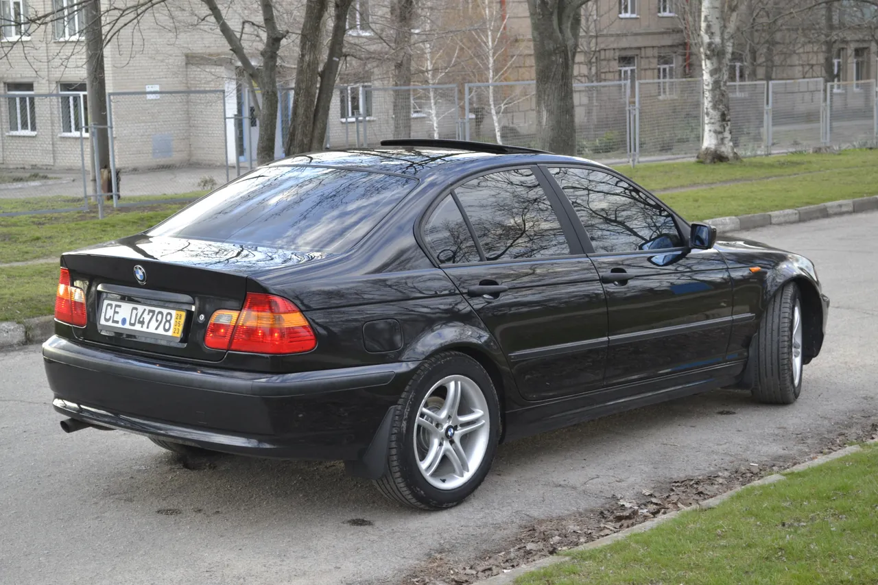 BMW 3 серії - фото 10