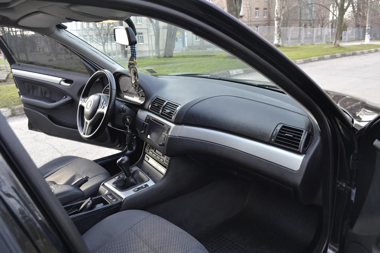 BMW 3 серії - фото 13