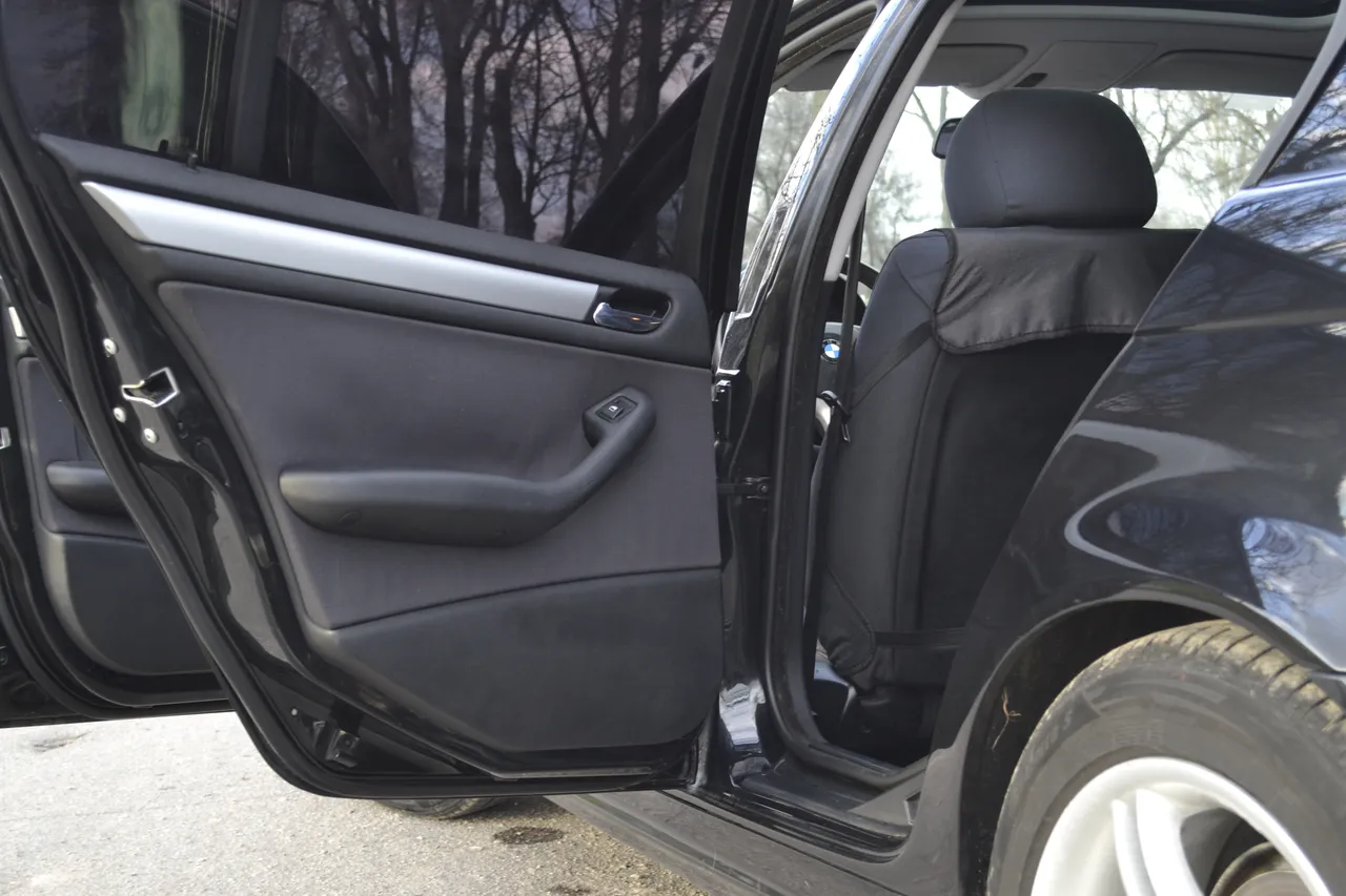 BMW 3 серії - фото 20