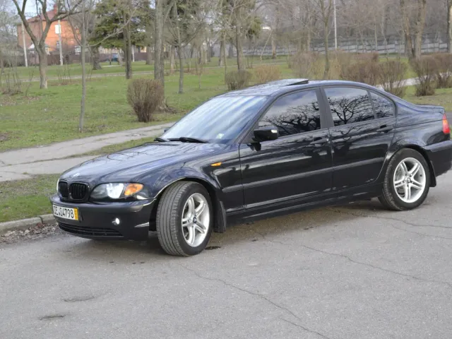 BMW 3 серії - фото 3