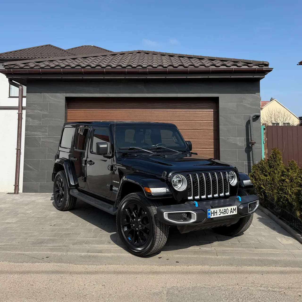 Jeep Wrangler - фото 13