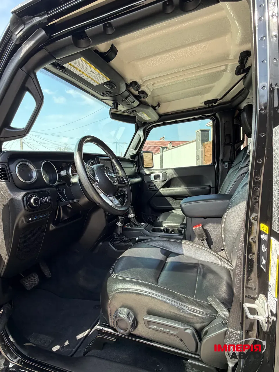 Jeep Wrangler - фото 7