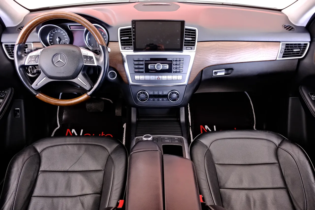 Mercedes-Benz M-Класс - фото 7