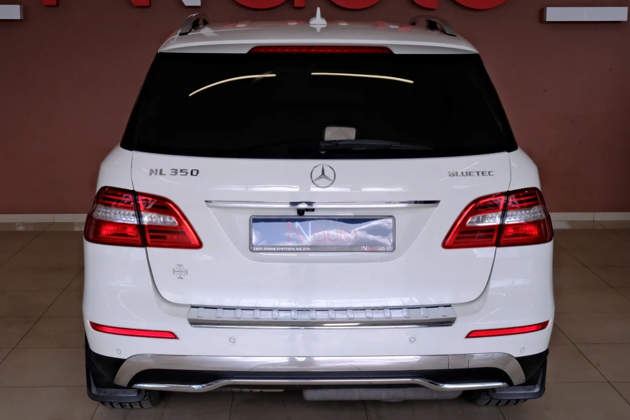 Mercedes-Benz M-Класс - фото 6