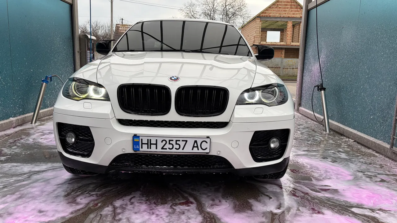 BMW X6 - фото 9