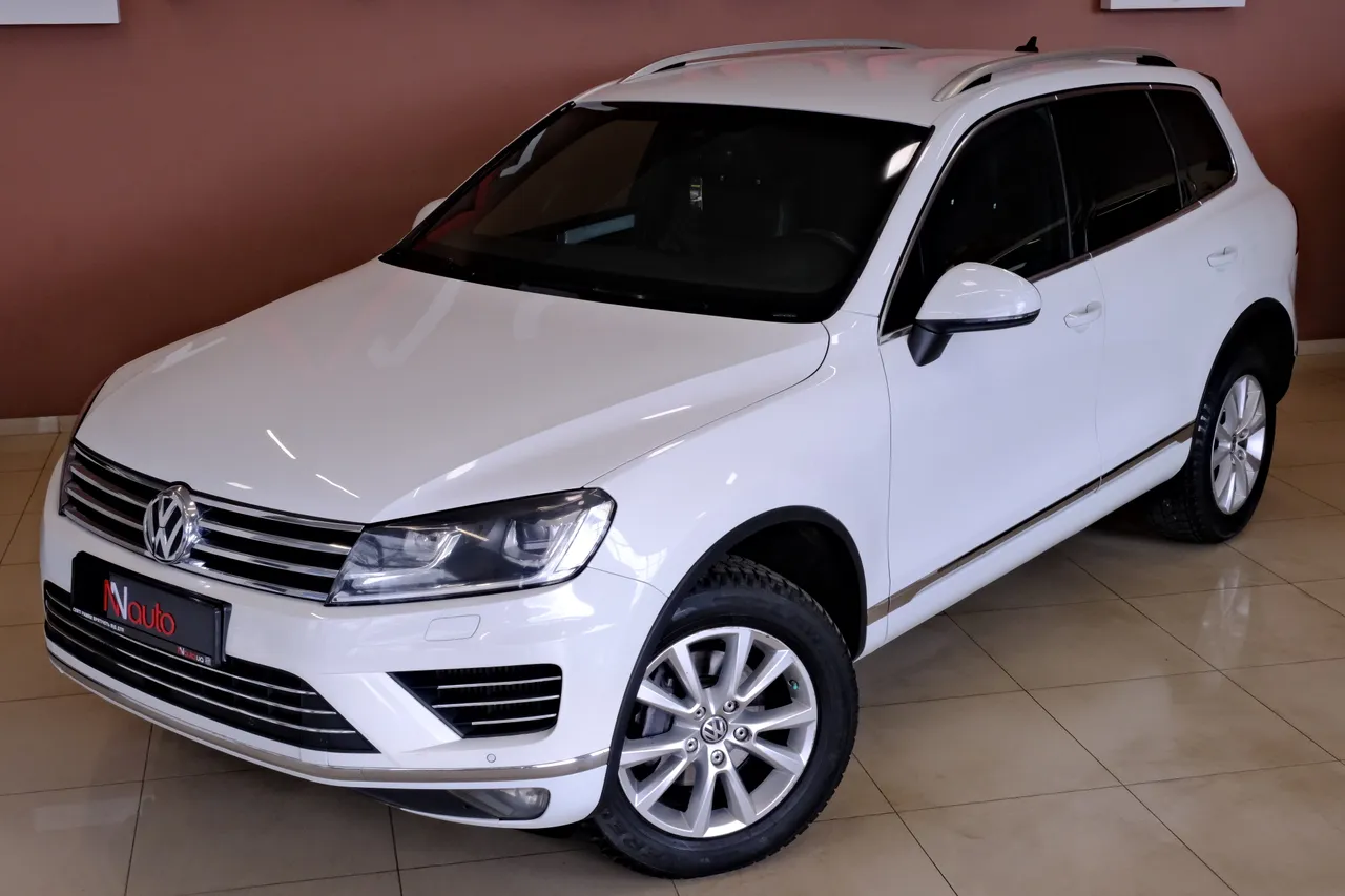 Volkswagen Touareg - фото 2