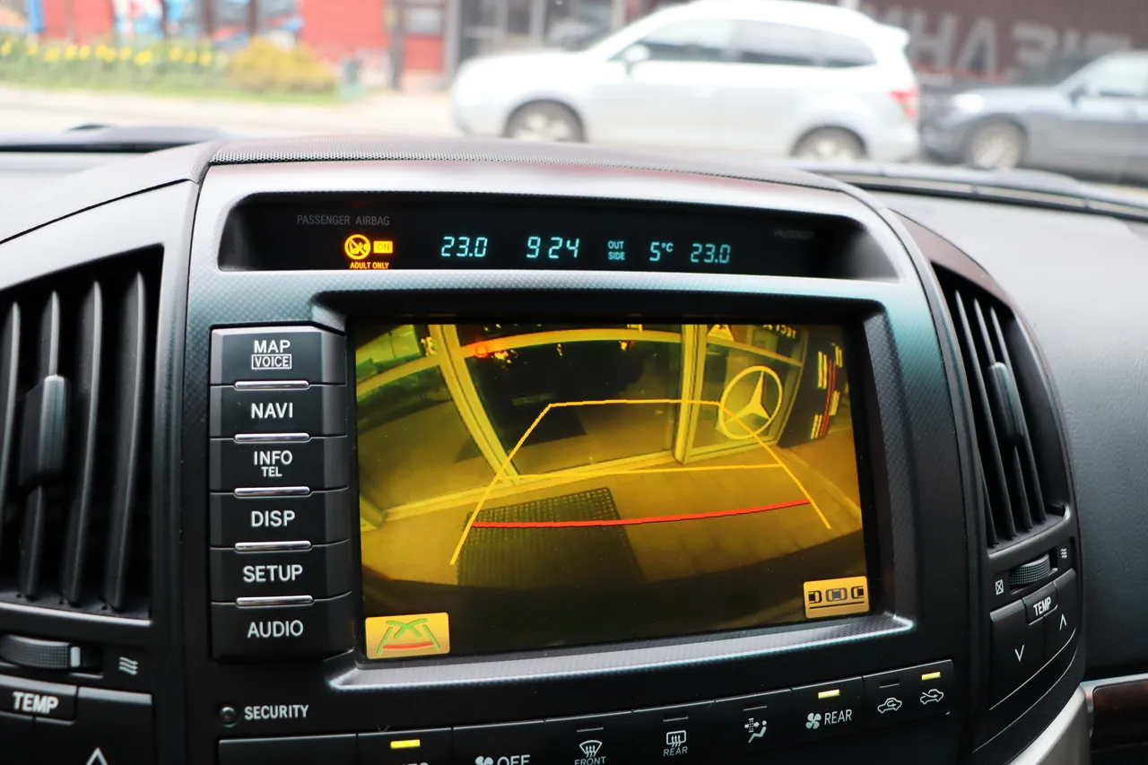 Toyota Land Cruiser - фото 35