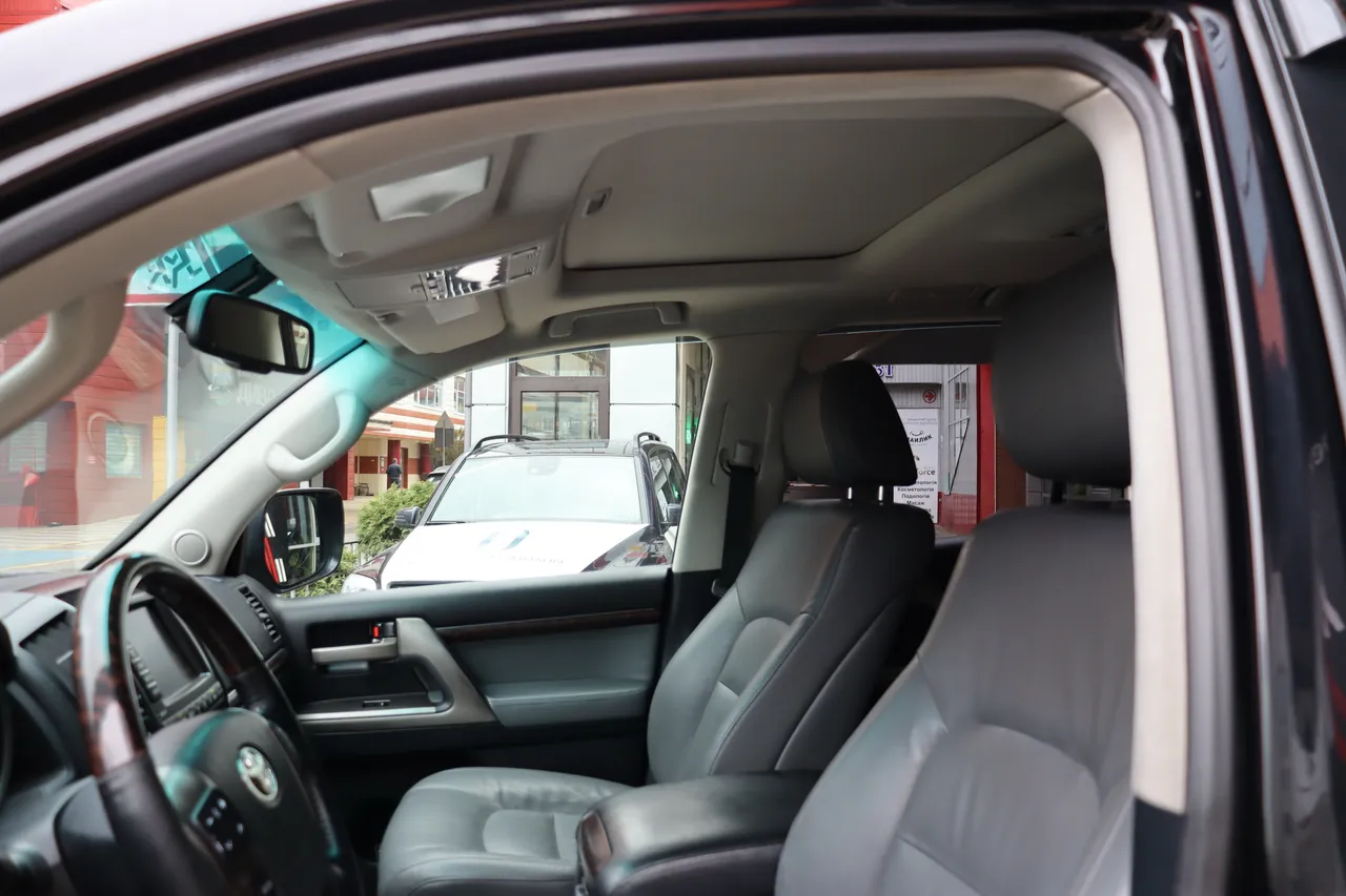 Toyota Land Cruiser - фото 18