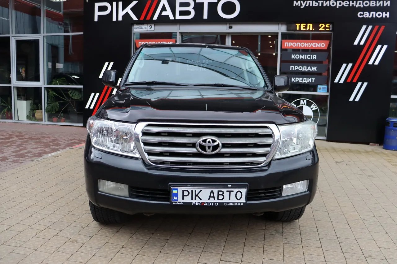 Toyota Land Cruiser - фото 6
