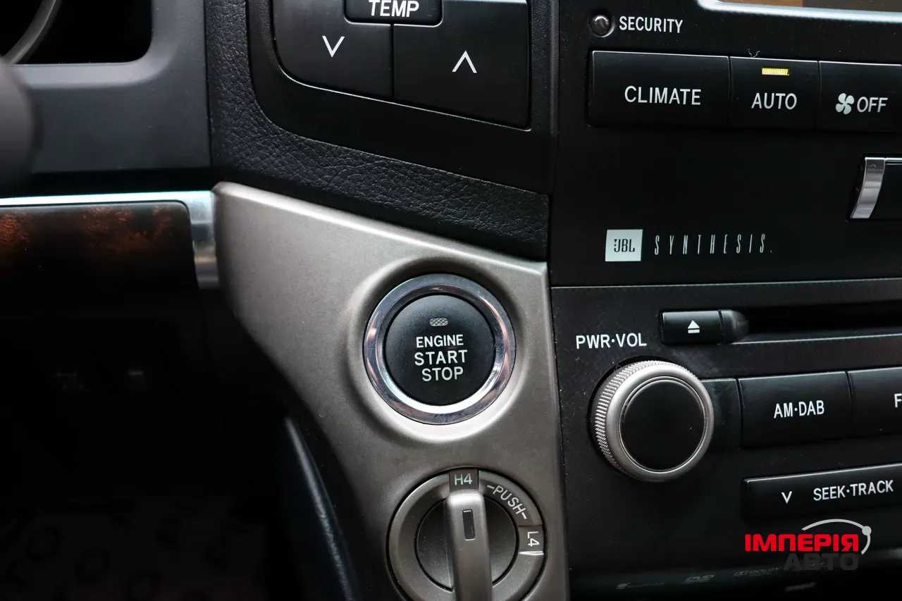 Toyota Land Cruiser - фото 27