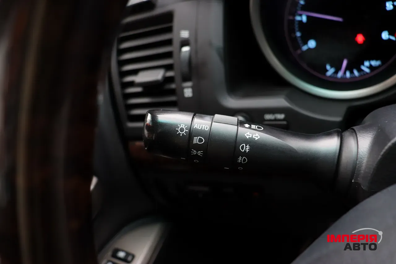 Toyota Land Cruiser - фото 23