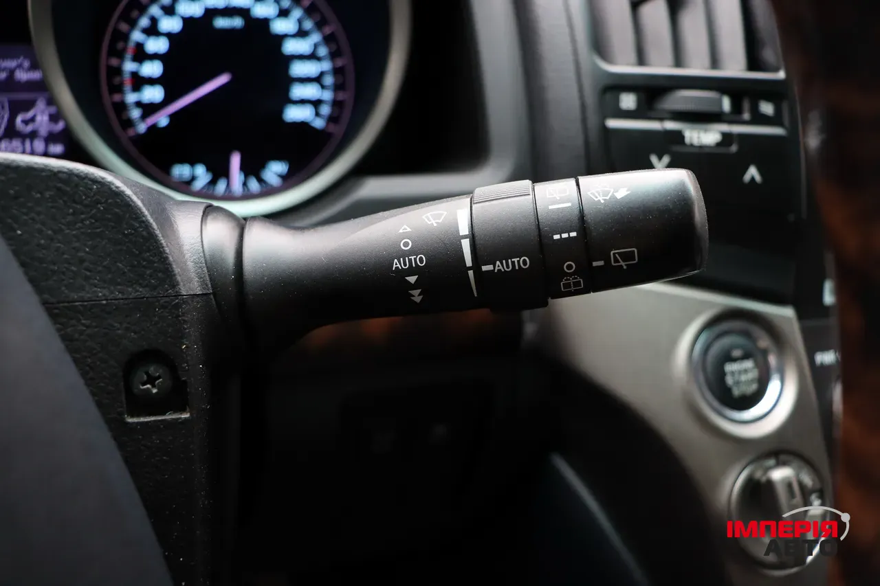 Toyota Land Cruiser - фото 24