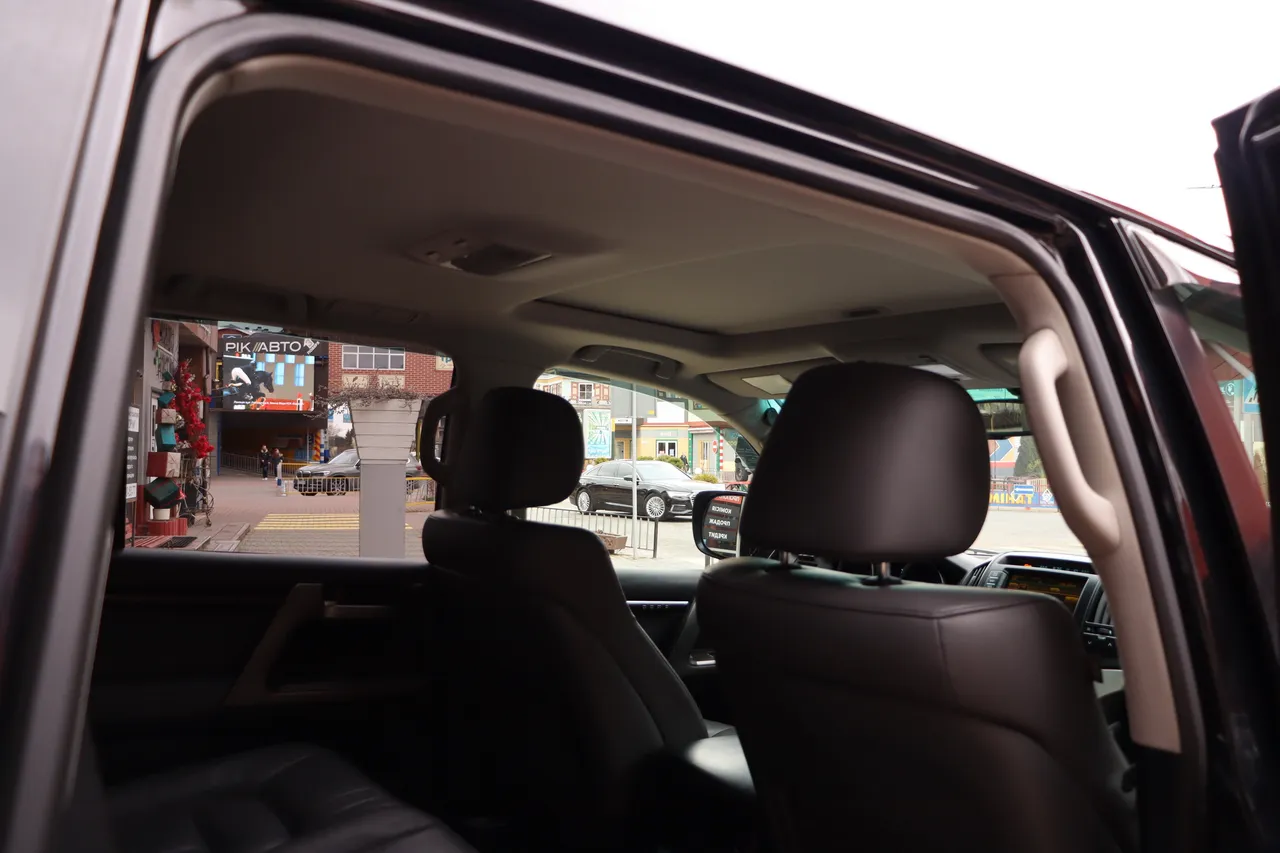 Toyota Land Cruiser - фото 46