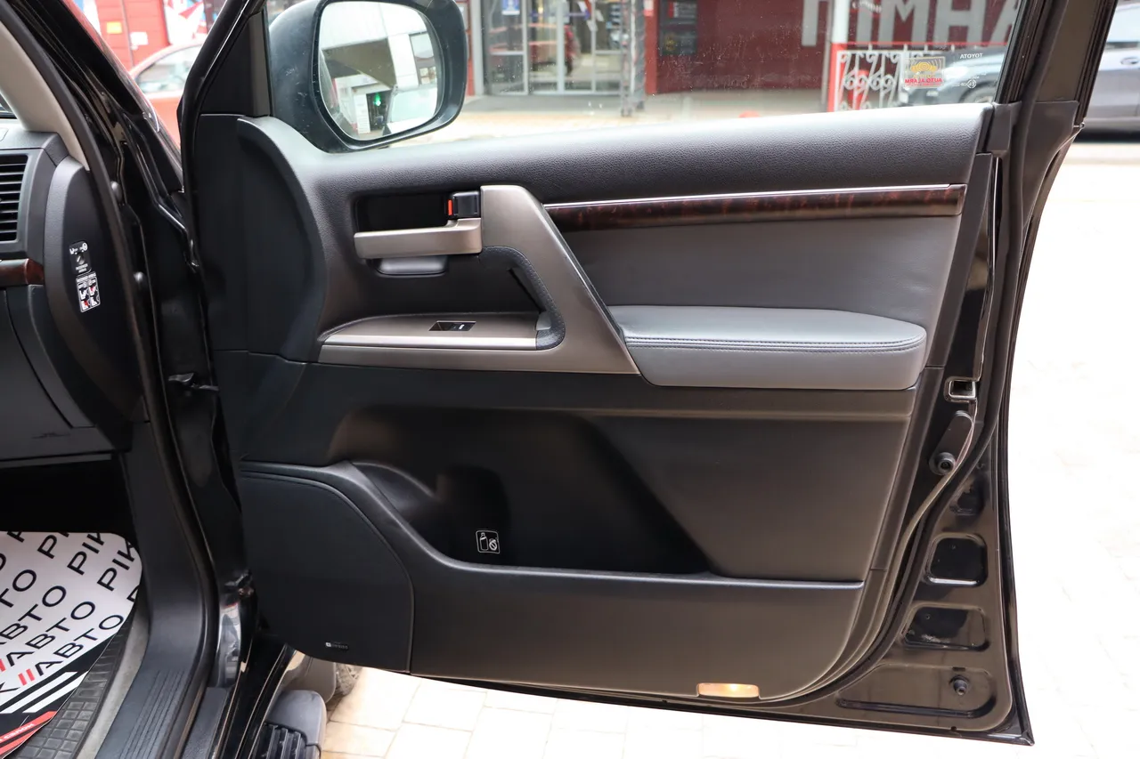 Toyota Land Cruiser - фото 51