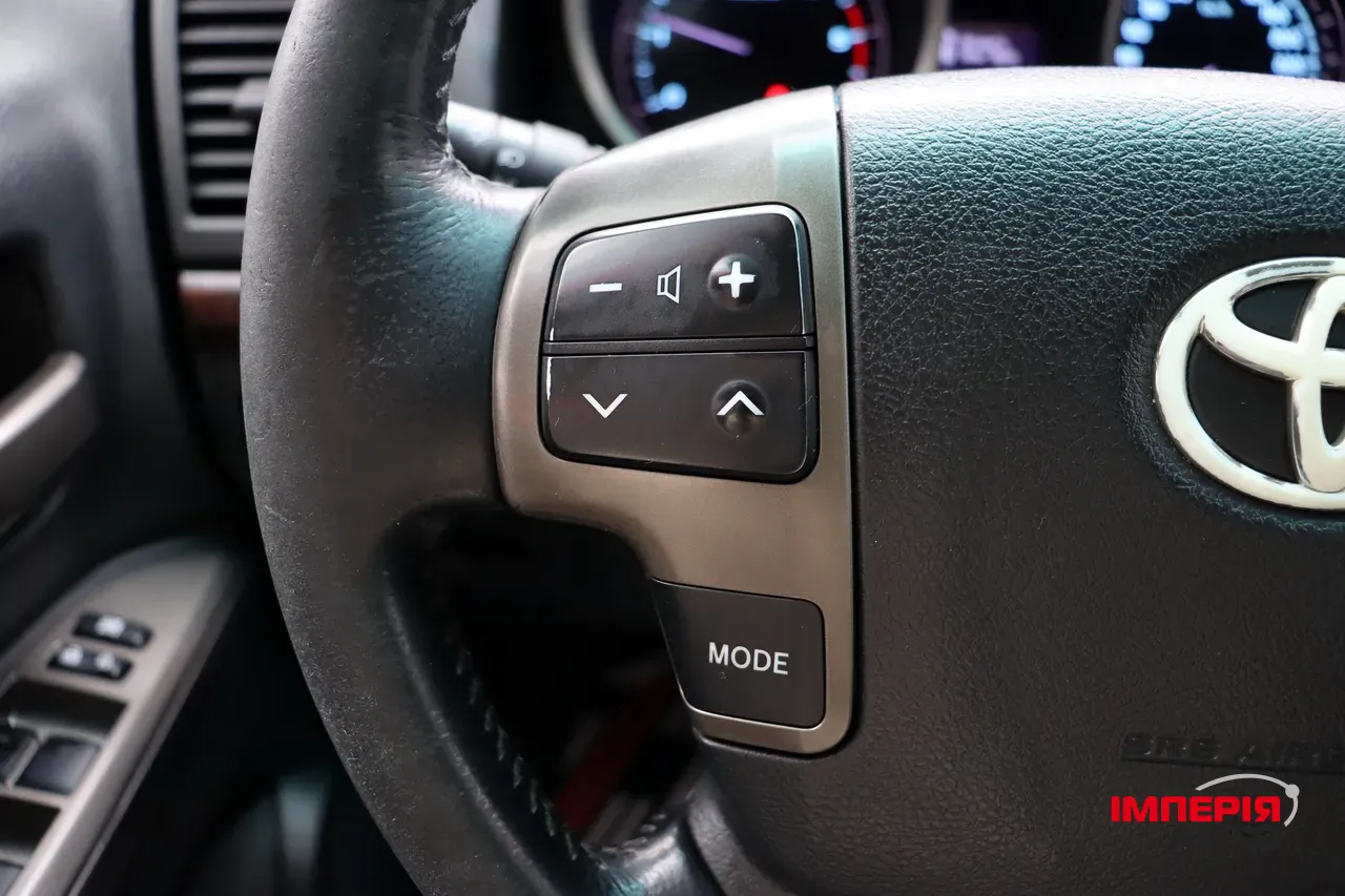 Toyota Land Cruiser - фото 21