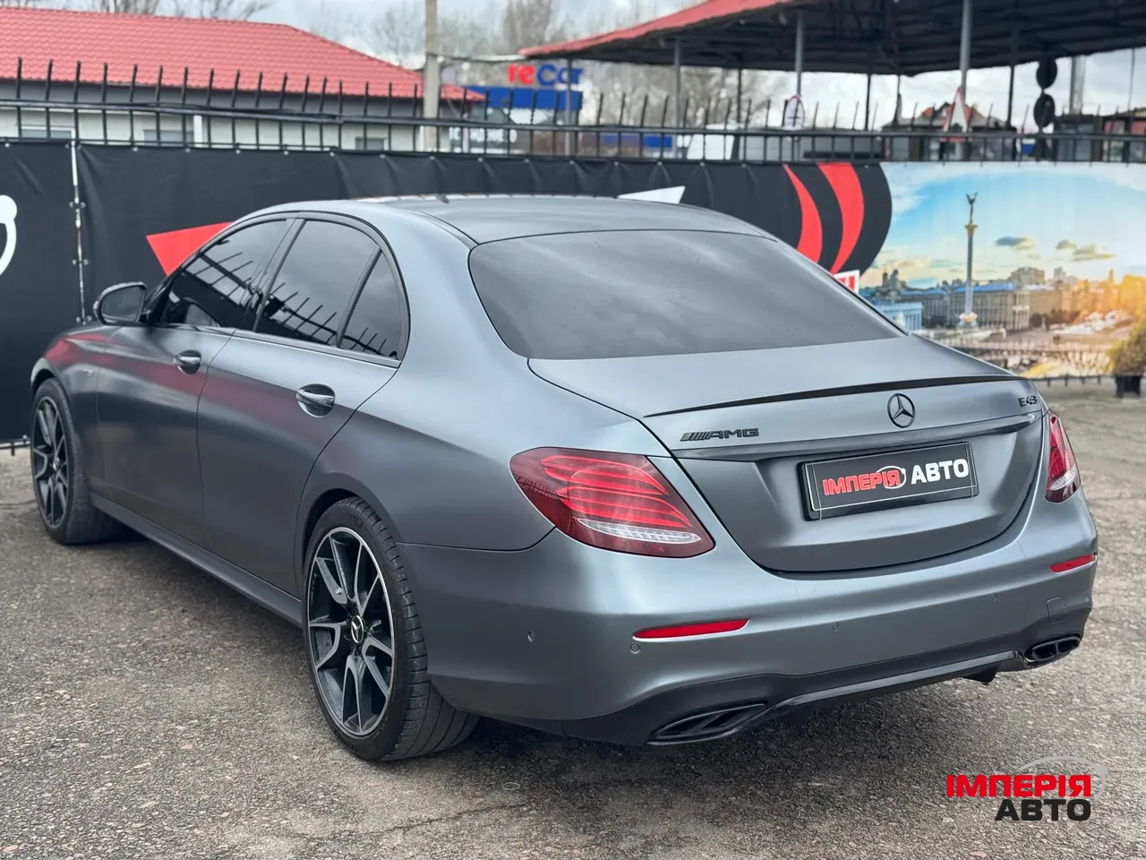 Mercedes-Benz E-Класс AMG - фото 7