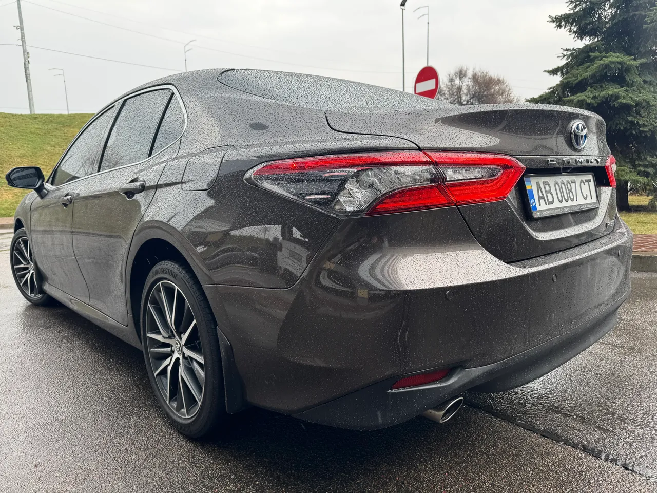 Toyota Camry - фото 5