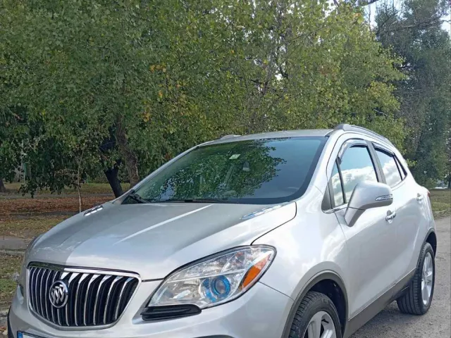 Buick Encore - фото 1